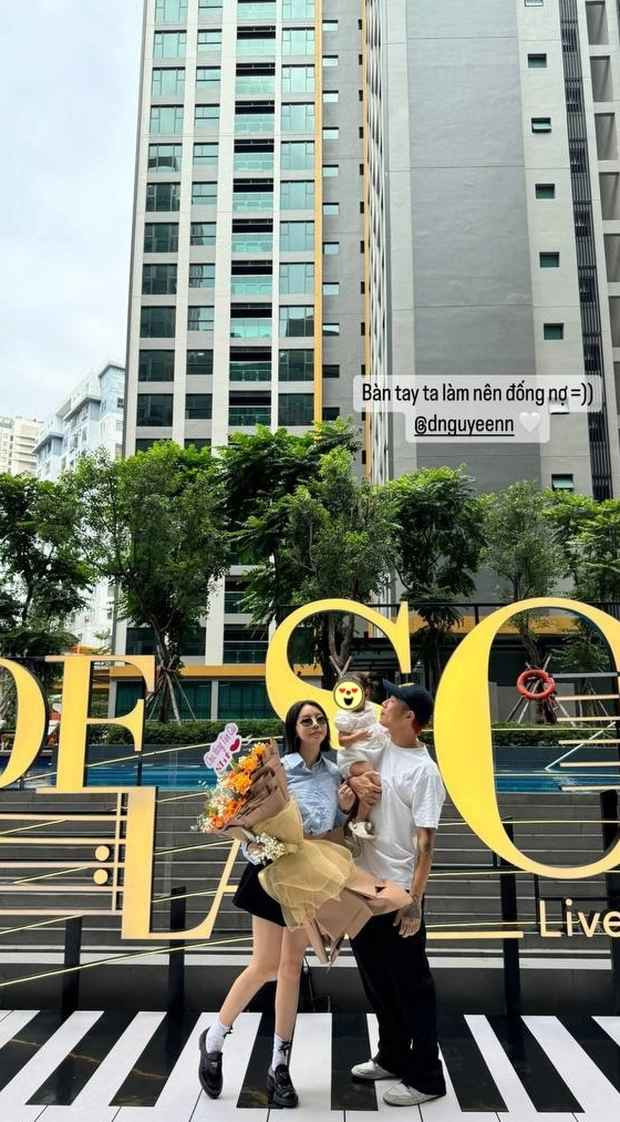 Tuy nhiên ở hiện tại sau 8 năm bền bỉ với nghề, vừa làm vừa quản lý chuỗi cửa hàng, Hạt Mít đã trả lời câu hỏi trên 1 cách “ngoạn mục” khi tậu thêm căn nhà thứ 4 tại TP.HCM.