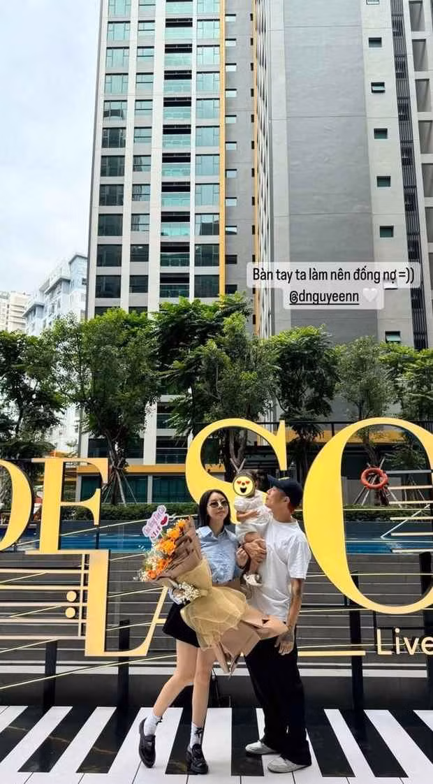 Tuy nhiên ở hiện tại sau 8 năm bền bỉ với nghề, vừa làm vừa quản lý chuỗi cửa hàng, Hạt Mít đã trả lời câu hỏi trên 1 cách “ngoạn mục” khi tậu thêm căn nhà thứ 4 tại TP.HCM.