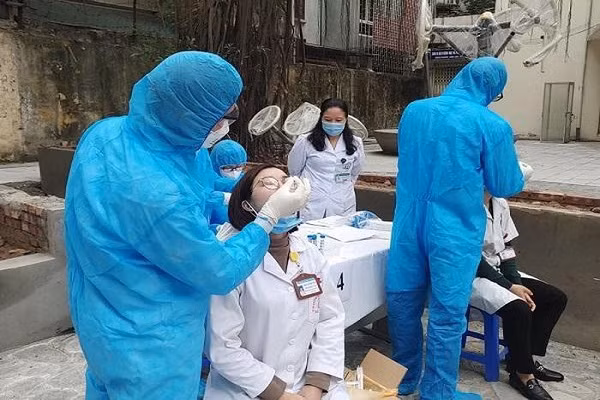 Toi 26/4 Viet Nam ghi nhan 6 ca mac moi COVID-19