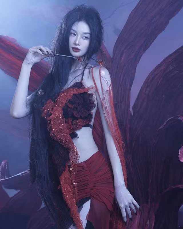 Dưới phần bình luận, vô van những lời khen từ các fan cũng như từ netizen gửi tới Jun Vũ.