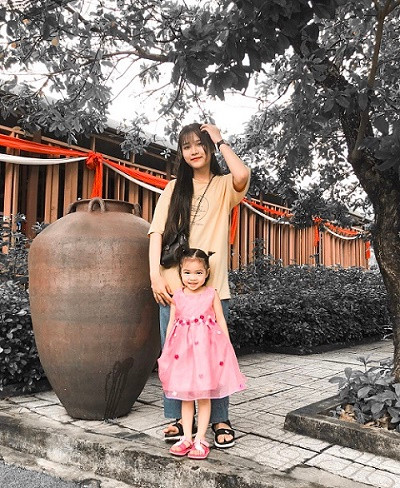 Không chỉ có duyên trên TikTok, Kiều Chi cũng sở hữu bảng thành tích học tập đáng ngưỡng mộ. Suốt 10 năm liền ngồi trên ghế nhà trường, hot girl Quảng Nam luôn giữ vững danh hiệu học sinh giỏi.