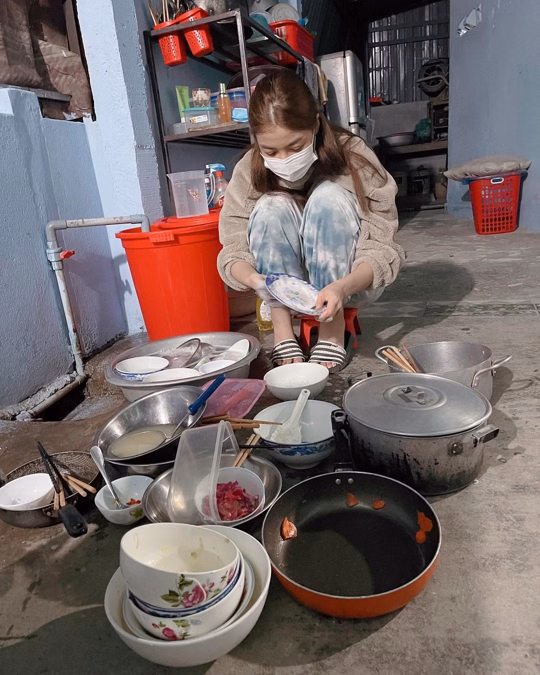 Cũng vì xác định được nên trong suốt năm 2020, Kiều Loan đã hoạt động liên tục không ngừng nghỉ.