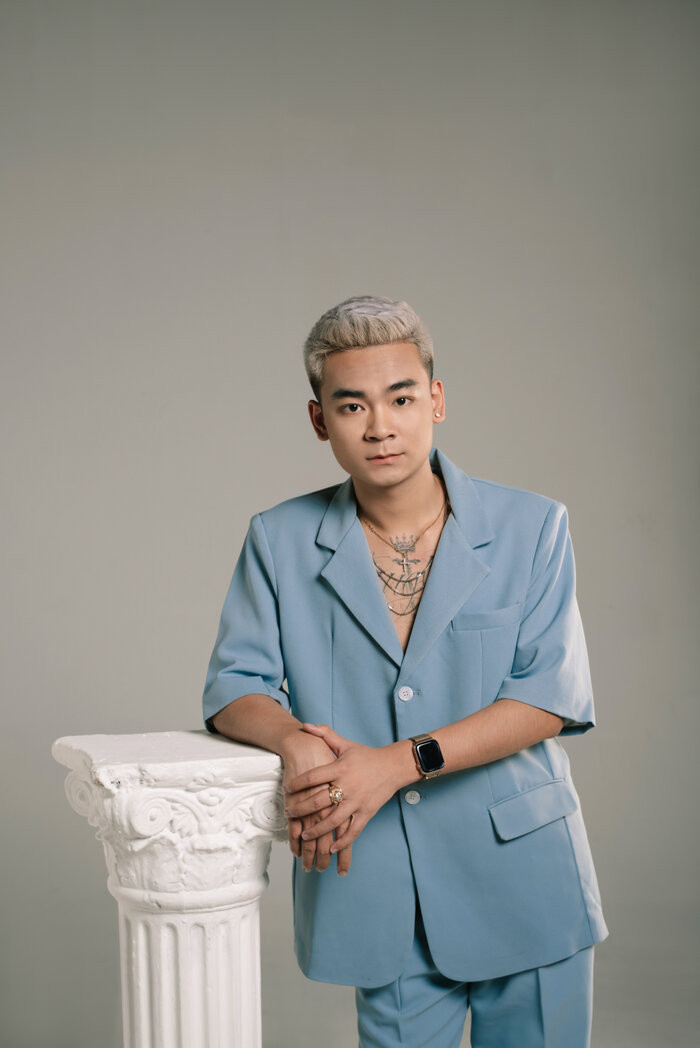 Linh Ngọc Đàm và Quang Cuốn thường xuất hiện trong những đoạn clip của nhau trên YouTube.