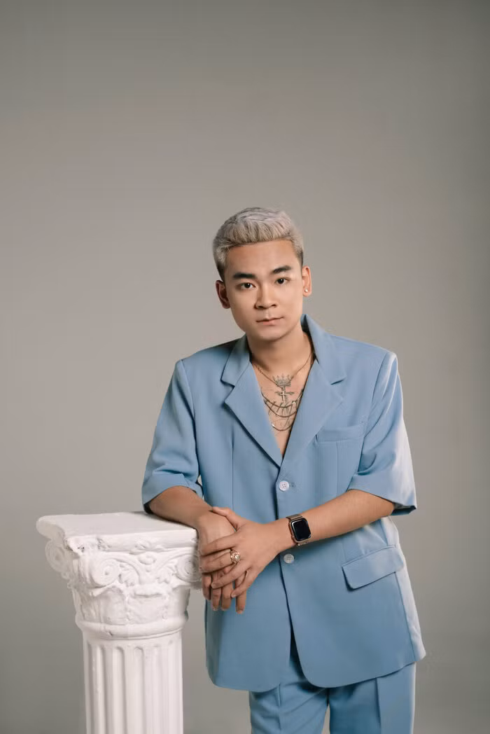 Linh Ngọc Đàm và Quang Cuốn thường xuất hiện trong những đoạn clip của nhau trên YouTube.