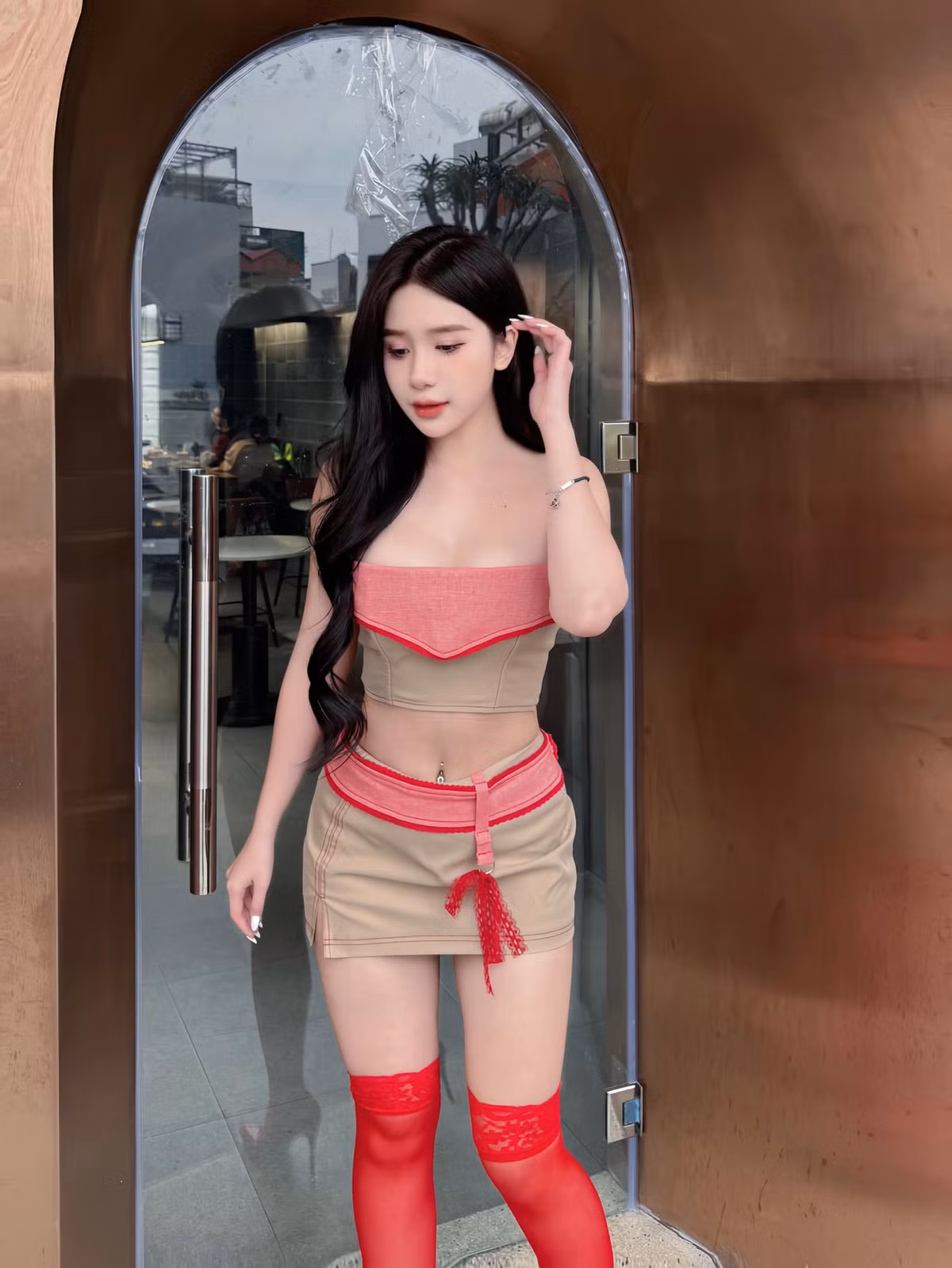 Body cực "chiến" của Trang Bunny
