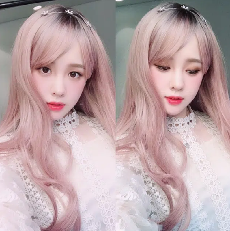 Theo lời khuyên của nhiều fan, Rika đã thông báo vụ việc tới cảnh sát nhưng cô vẫn đang rất lo sợ và chưa dám ra khỏi nhà.