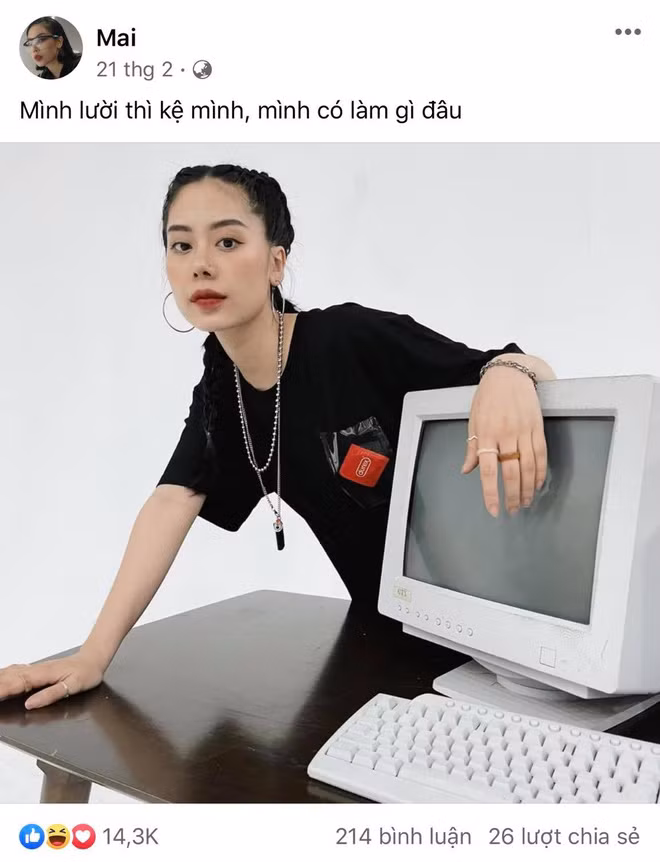 Bàn về khoản chơi chữ, chắc hẳn Mai Âm Nhạc chẳng kém cạnh các rapper đình đám hiện nay.