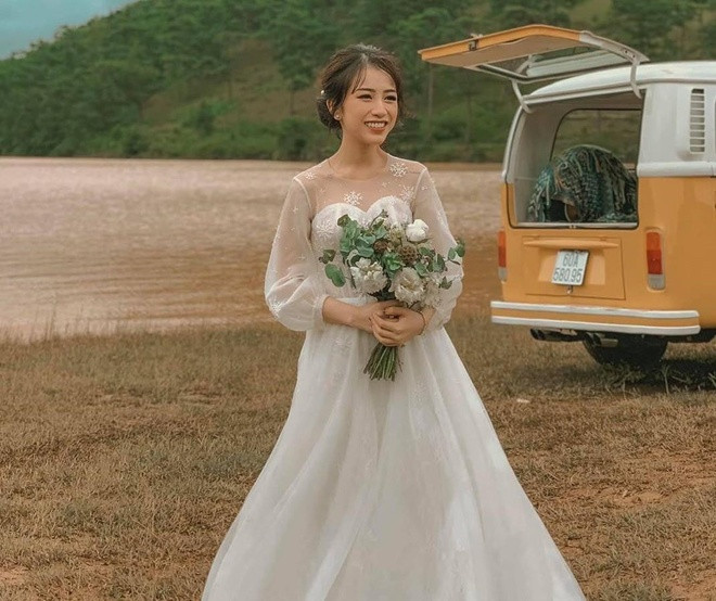 Giữa tháng 8/2019, Joyce Phạm gây bất ngờ khi tung loạt ảnh hậu trường đi chụp ảnh cưới cùng bạn trai Tâm Nguyễn (sinh năm 1997) tại Đà Lạt, Lâm Đồng.