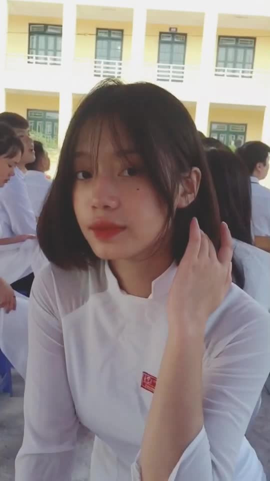 Nhan sắc thật của hot Tik Tok triệu view khiến dân tình phát hoảng.