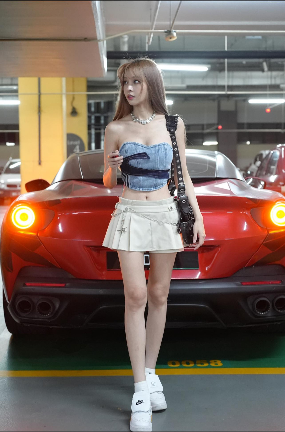 Sắc vóc của Lý Nguyên Linh là thành quả có được sau quãng thời gian dài nghiêm khắc tập luyện, kết hợp cùng chế độ ăn uống hoạt khoa học, lành mạnh.