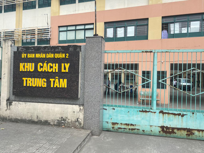 Mới đây trên MXH, những hình ảnh về siêu thị 0 đồng trong khu cách ly trung tâm ở phường Cát Lái (Quận 2, TPHCM) thu hút sự chú ý của nhiều người.