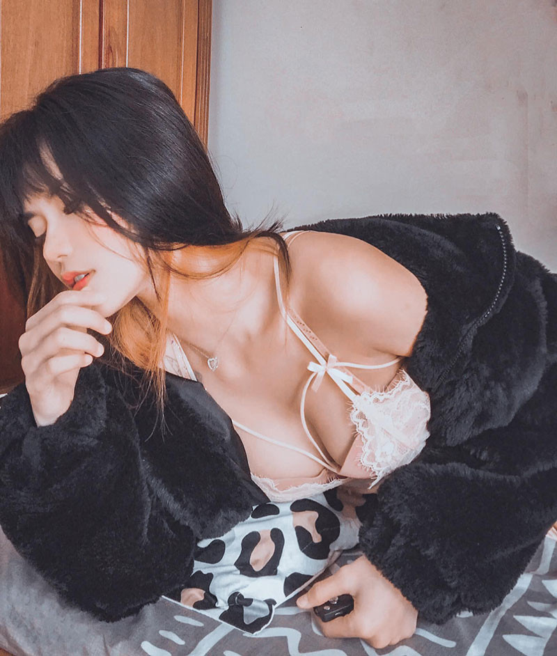 Những hình ảnh mới nhất của Yugi làm netizen không khỏi "nóng mắt".