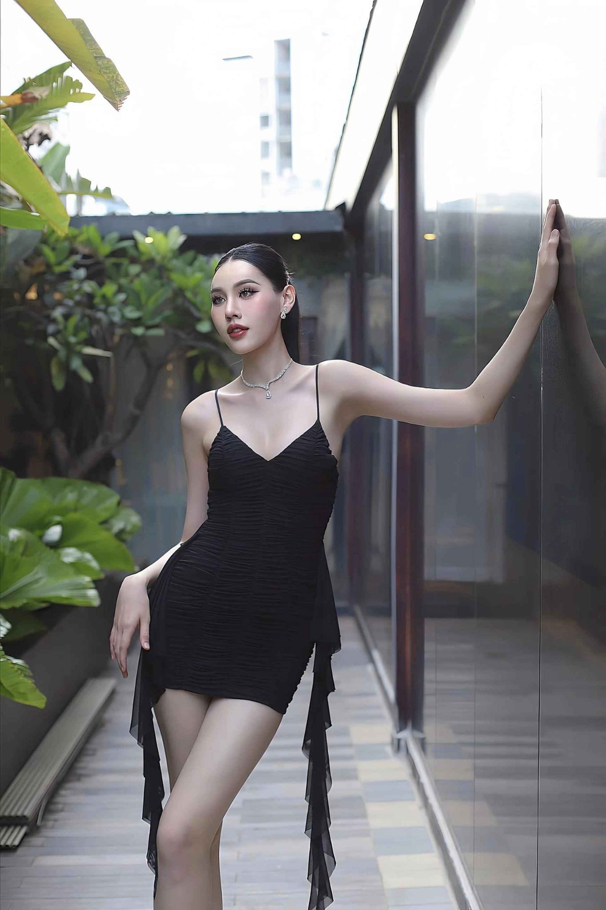 Dịu Thảo được đánh giá là một trong những thí sinh nổi bật và có màn thể hiện tròn trịa tại Hoa hậu Chuyển giới Quốc tế 2023 nhưng chỉ dừng chân ở vị trí top 11 chung cuộc khiến người hâm mộ Việt tiếc nuối.