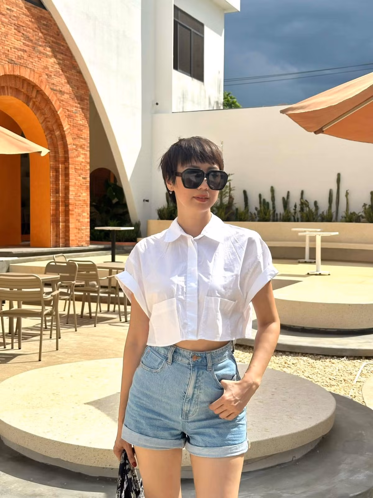 Nếu còn trẻ, mẹ Doãn Hải My có lẽ sẽ không thua kém bất kỳ hot girl Hà Thành nào về độ gợi cảm.