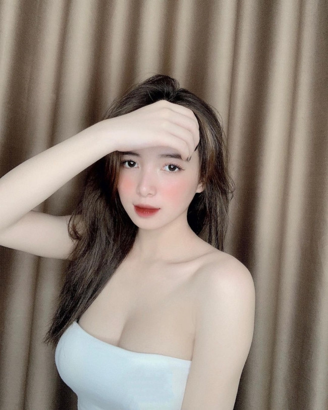 Không phải ai cũng may mắn có được vòng 1 hoàn hảo, nhiều chị em mong muốn cải thiện vòng này.