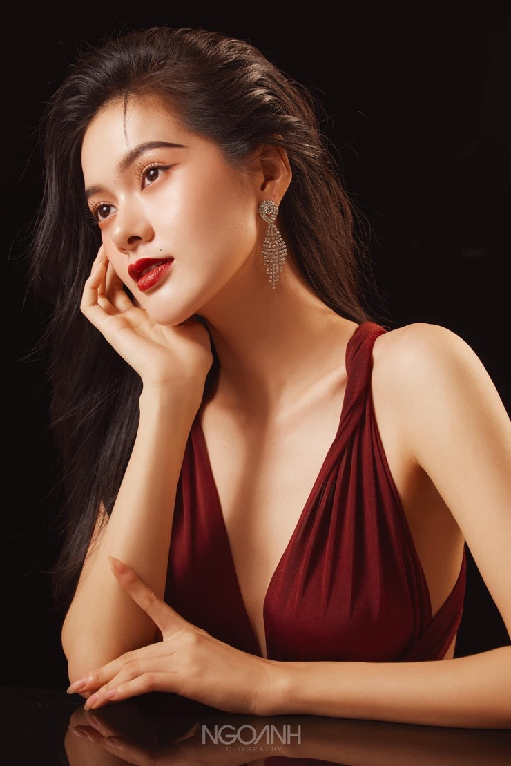 Gương mặt mộc không tì vết của Tik Toker xinh đẹp.