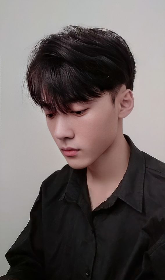 Hoài Thương cho biết dự định tương lai sẽ hoàn thành việc học và tìm một công việc ổn định sau khi ra trường.