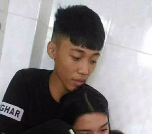 Mới đây, những hình ảnh sau khi phẫu thuật thẩm mỹ của Nguyễn Đoàn Hoài Thương (19 tuổi, đến từ Bến Tre) trở thành tâm điểm chú ý trong cộng đồng mạng.
