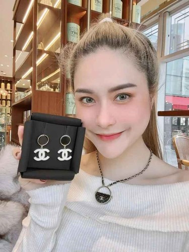 Hiện những con số khủng trong bữa tiệc sinh nhật của nữ đại gia quận 7 Đoàn Di Băng vẫn đang được dân mạng quan tâm nhiệt tình.