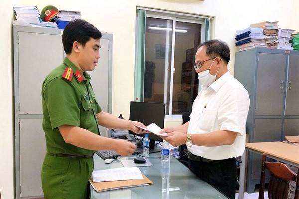 Khoi to them 6 nguoi toi tham o lien quan vu an ong Tat Thanh Cang