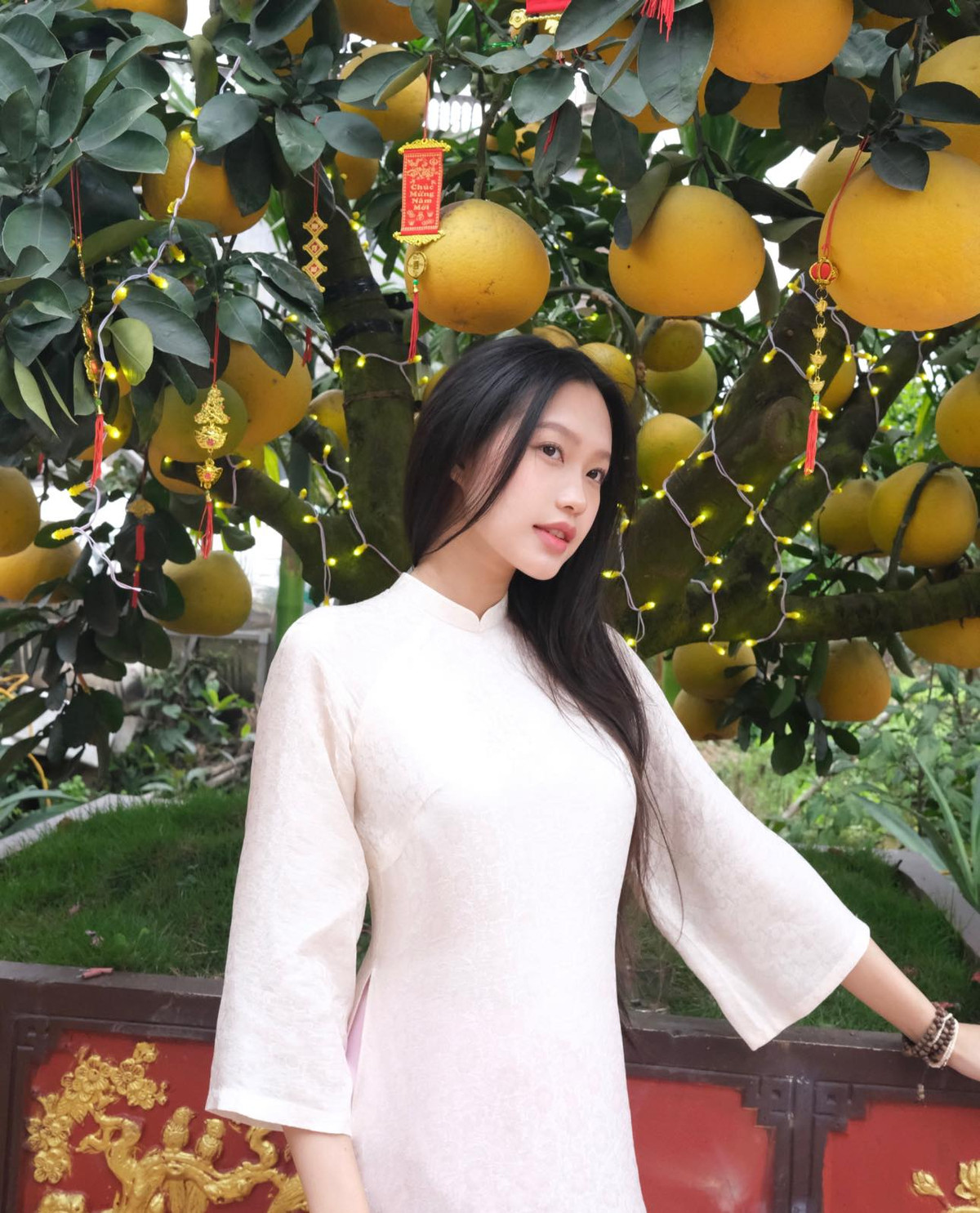 Ngoài ra, trong một video gần đây, Doãn Hải My nhận được câu hỏi nghi vấn của dân mạng rằng liệu cô nàng có sửa mũi không. Bởi mũi của vợ Đoàn Văn Hậu trở nên thon gọn, cao và dường như ngày càng đẹp hơn.