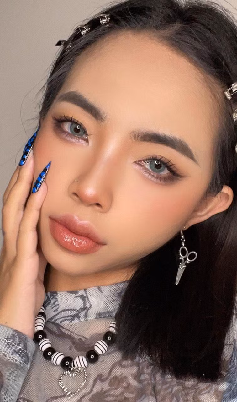Trong thời gian tới, Foxie sẽ tiếp tục thực hiện các video hướng dẫn makeup trên TikTok và review về những sản phẩm mà cô nàng đã trải nghiệm.