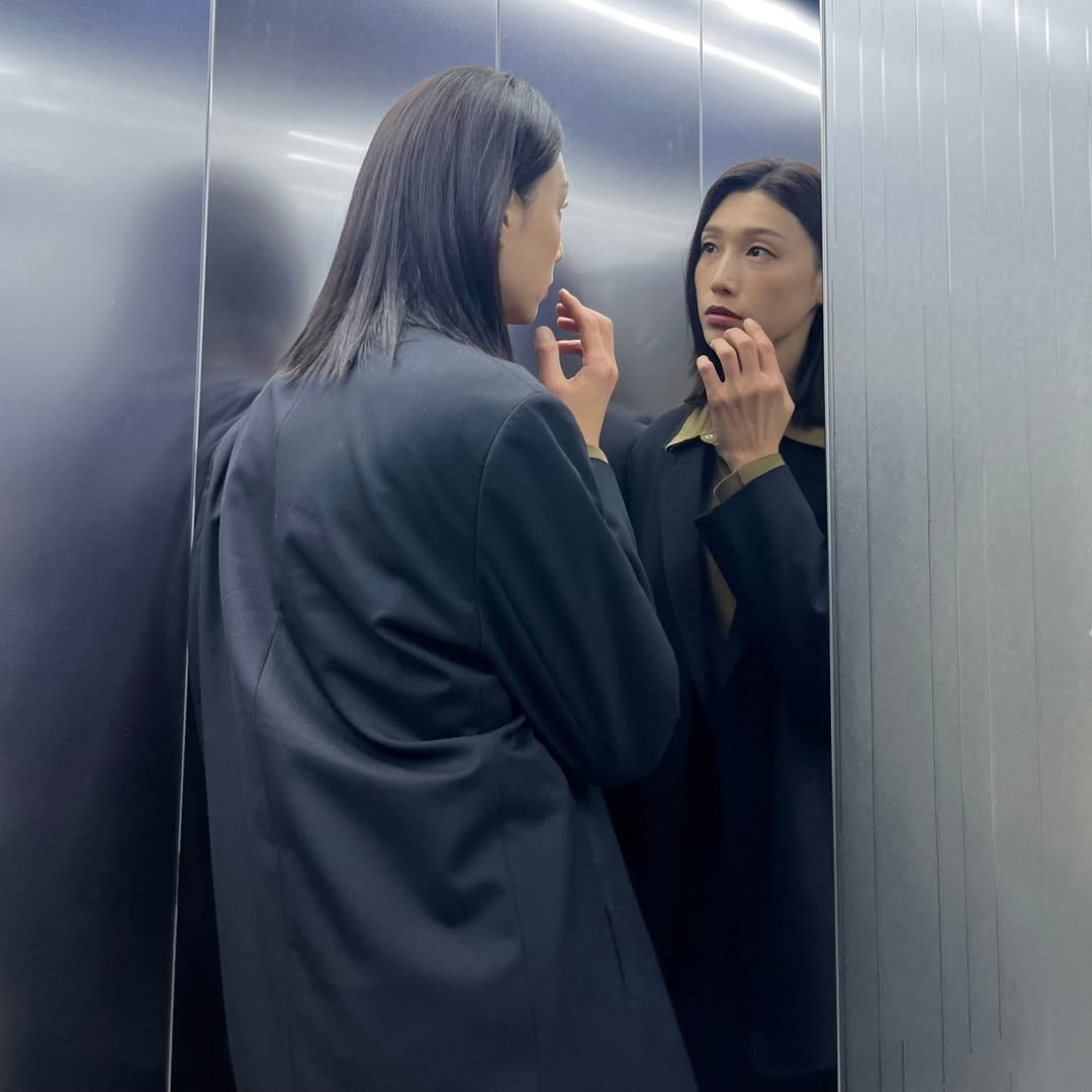 Với chiều cao 1m92 và khả năng bật nhảy lên tới 3m30, "nữ hoàng bóng chuyền" đã làm mưa làm gió trên khắp các sân đấu châu Âu, châu Á và thế giới.