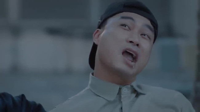 Những câu thoại kết hợp với sự duyên dáng của anh chàng Trung "trâu" tạo nên nhiều phân đoạn hài hước, vui vẻ.