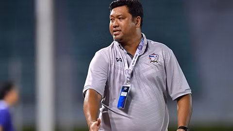 Để hậu thuẫn cho HLV Worrawoot Srimaka và đặc biệt là sợ một lần nữa để thua trước U23 Việt Nam, mới đây nữ trưởng đoàn quyền lực của U23 Thái Lan là "Madam Pang" đã bổ sung dàn trợ lý cực khủng.