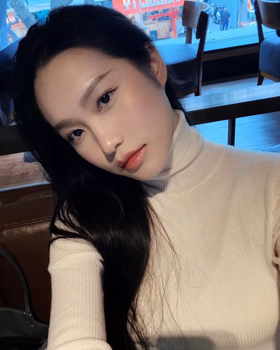 Sở hữu phong cách nhẹ nhàng, sang trọng, Doãn Hải My chưa từng chạy theo những xu hướng làm đẹp quá đà. Thay vào đó, nàng Wags luôn có những lựa chọn tinh tế, phù hợp với bản thân.