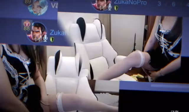 Trong một khoảnh khắc nhất định, nữ coser đã kéo váy lên để khoe đôi chân dài nuột nà của mình, một hành động có phần bất ngờ đối với người xem. Mặc dù hành động này không phải là một hành động quá thô thiển hay phản cảm, nhưng nó rõ ràng đã khiến nhiều người phải chú ý và bàn tán.