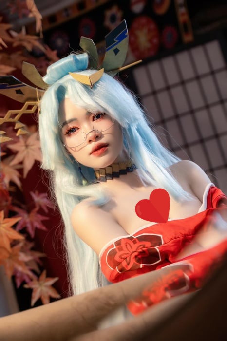 Ngay sau khi video của Ngọc Hương được đăng tải, hàng loạt bình luận và phản ứng trái chiều từ cộng đồng mạng đã xuất hiện.