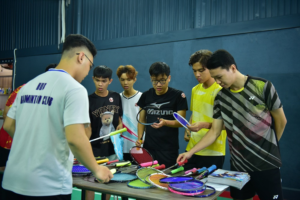 Tien Minh bung no trong su kien Ngay hoi cau long-Hinh-2