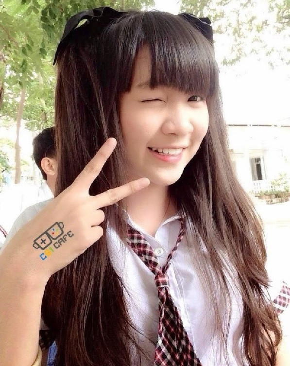 Ở hiện tại, Như Hexi đã không còn ăn vận “kín cổng cao tường” nữa mà biết cách "gây thương nhớ" bằng những hình ảnh quyến rũ, táo bạo khó cưỡng.