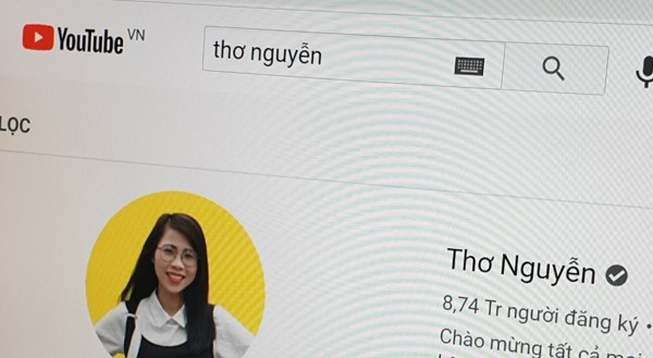 Mặt khác, lùm xùm tuyên truyền video không chuẩn mực đã khiến Thơ Nguyễn bị Cục thuế tỉnh Bình Dương "sờ gáy", kiểm tra nghĩa vụ nộp thuế thu nhập của cô.