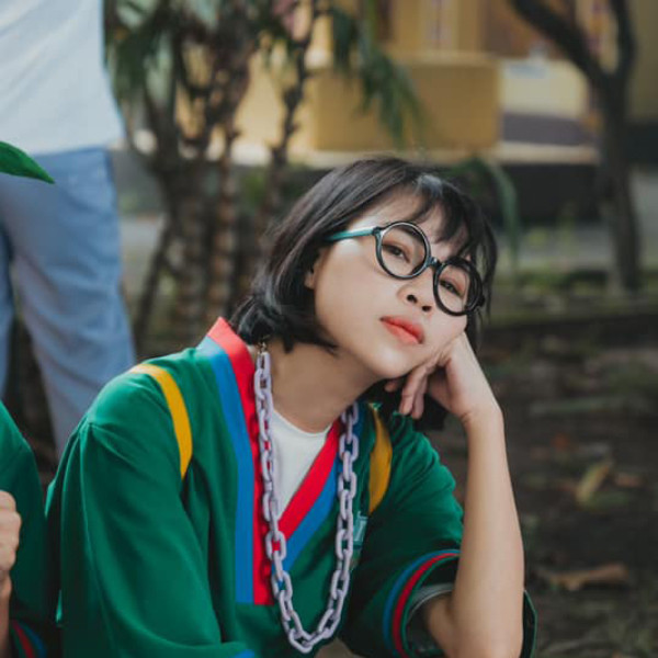 Hiện tượng mạng 9X cũng cho hay bản thân đang có người yêu nhưng chưa tính đến chuyện cưới xin và mong khán giả không đề cập đến chuyện này.