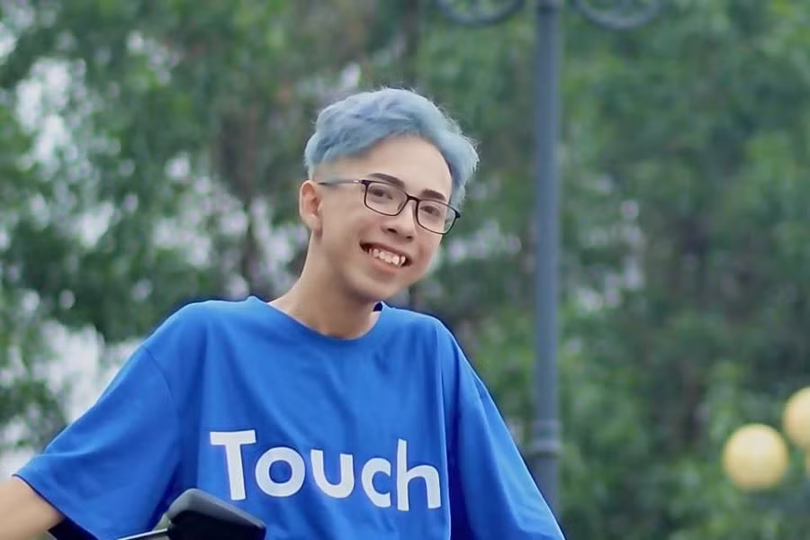 Phía dưới đoạn clip, netizen bày tỏ sự thích thú với cách xử lý của Thành Ý và vô cùng phẫn nộ với tin đồn ác ý kia.