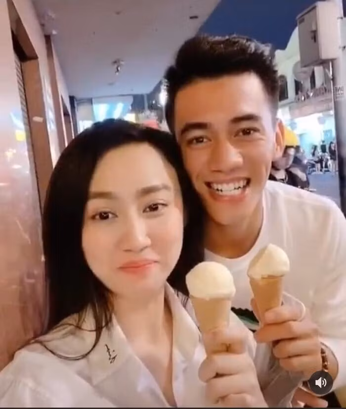 Thế nhưng chỉ ba tháng sau khi công khai, Tiến Linh và Hồng Loan cũng thông báo "đường ai nấy đi".