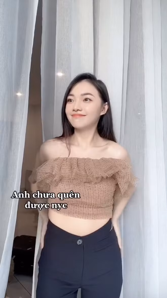 Đương nhiên mỗi người lại gặp các trường hợp khác nhau. Với Dương Thu Thảo, cô nàng liệt kê ra 4 tình huống: quá nhỏ tuổi - "Anh 16 chủi (tuổi)", tìm FWB (bạn trên giường) - "Em nghĩ sao về FWB?", vẫn nhớ bồ cũ - "Anh chưa quên được người yêu cũ", không thích con gái - "Cho mượn cây son đi bà".