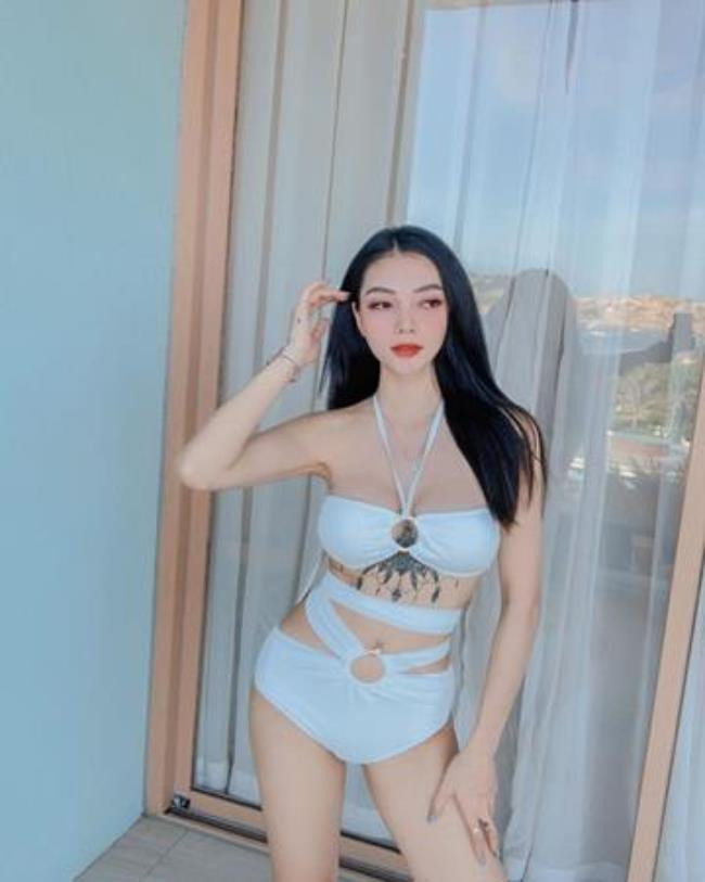 Đối với Anh Thư, xăm mình chỉ là sở thích cá nhân, ngoài hình thức làm đẹp cũng là một cách để lưu giữ kỉ niệm.