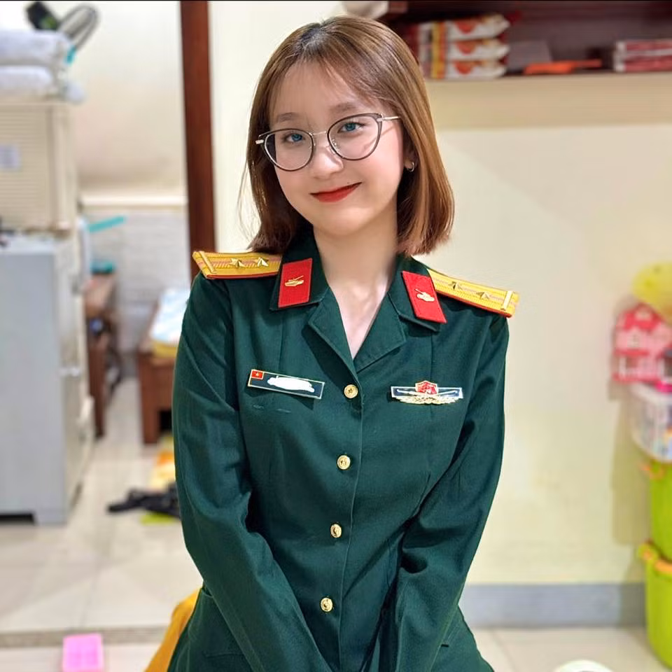 Thu Quỳnh chia sẻ ước mơ của cô là được tham gia nghệ thuật. Cô đã ấp ủ mục tiêu này từ lâu và hy vọng có thể đạt được nó trong tương lai gần.