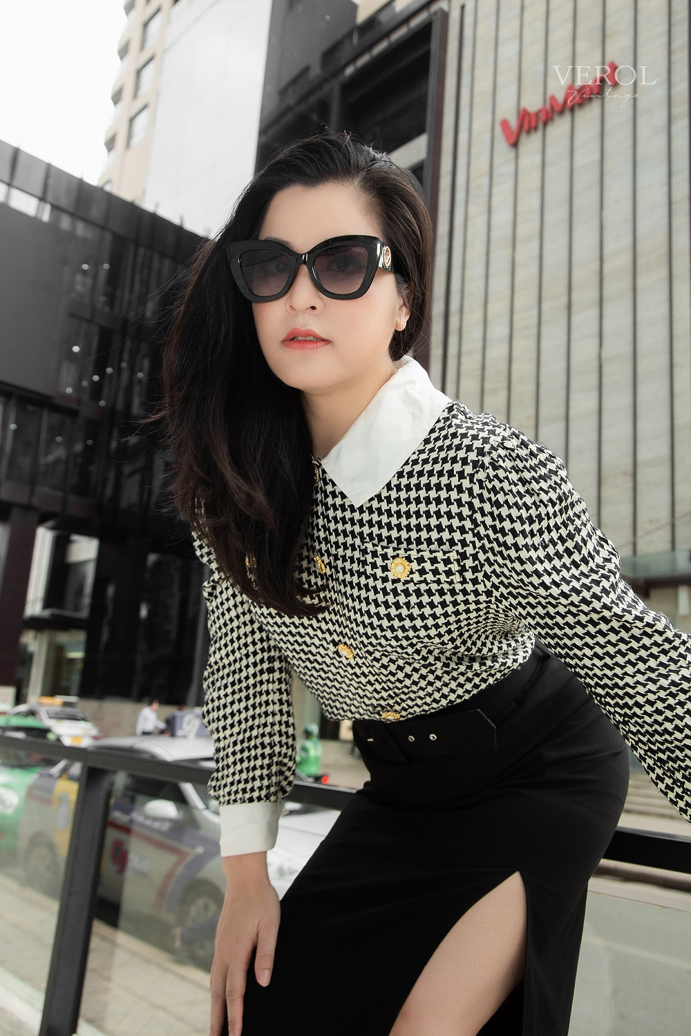 Nói về lần lần sân sang công việc kinh doanh, Thu Hương chia sẻ: “Là một người có gu thời trang, đặc biệt là đam mê mãnh liệt với Vintage nên mình không hề dễ tính trong khâu đầu vào cho cửa hàng. Không giống như những cửa hàng quần áo đồ si đại trà khác, mình phải lần mò, nhặt nhạnh từng món và mix &amp; match chúng lại sao cho độc đáo nhất trước khi chuyển đến tay những người cùng đam mê”. 