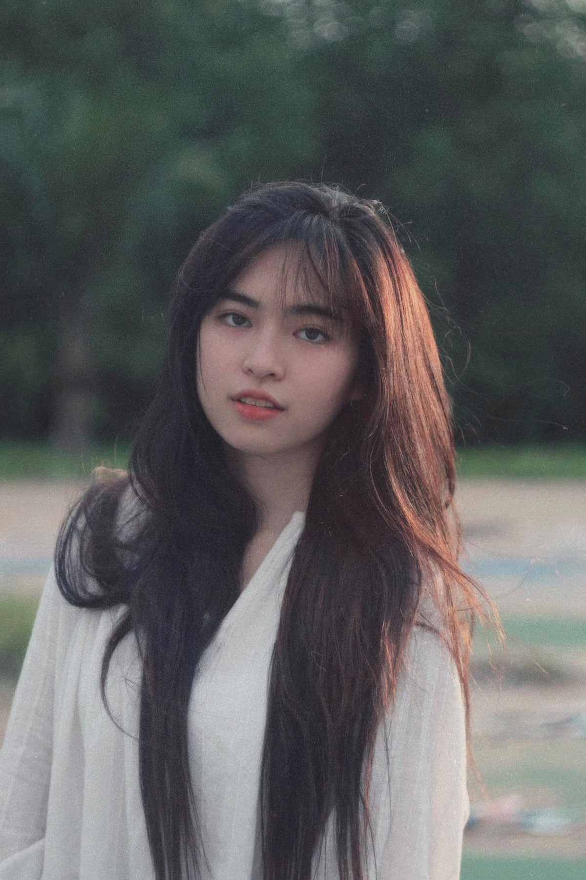 Bọn mình được học với một chiếc bao cao su và một quả dưa leo. Không nhớ đại khái như nào vì lúc đấy cả cô và trò đều ngại và lớp mình cũng cười ầm lên. Chốt buổi học mình cũng vẫn không hiểu gì". Khánh Vân chia sẻ thêm.