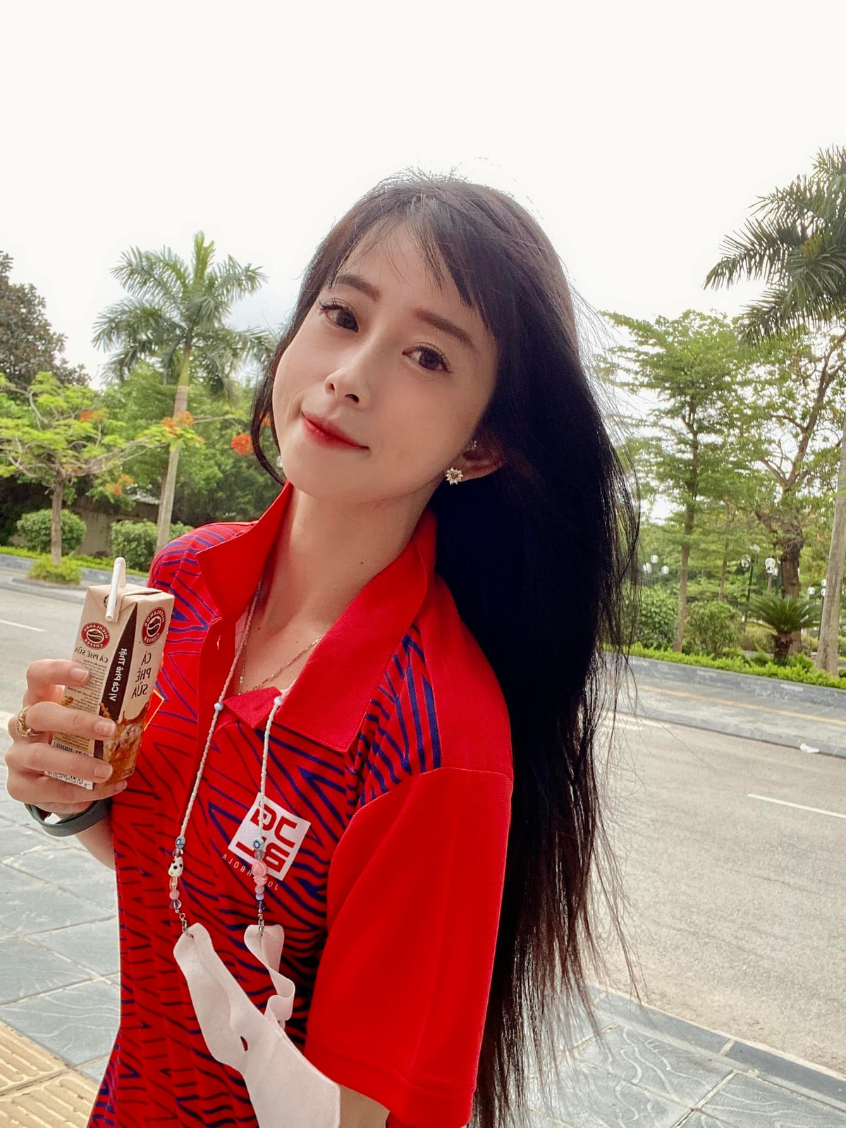 Tuyết Vân kể về cơ duyên đến với Taekwondo của mình rằng: "Một lần đi họp phụ huynh, ba tôi tình cờ thấy lớp Taekwondo có nhiều em nhỏ, trạc tuổi con gái mình. Vậy là ba quyết định chuyển tôi sang lớp Taekwondo. Ba nói luôn muốn tôi khỏe mạnh, tự tin và có thể tự xử lý các tình huống bất trắc gặp phải"