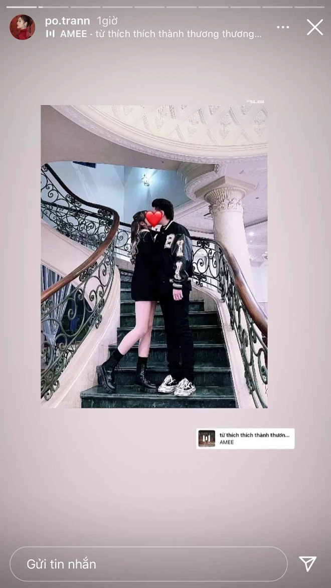 Trong video, Trần Thanh Tâm vừa rút vừa cười toe toét và không giấu được bất ngờ khi dây tiền khá dài, kéo mãi chưa hết.