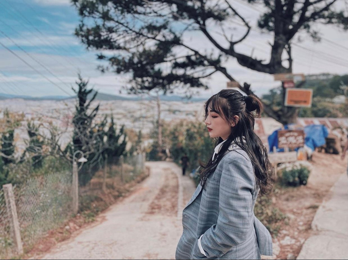 Cũng bởi sở thích mê những thước phim cổ, những bản nhạc xưa từ thập niên 90 mà Melon luôn hướng đến những giá trị mang màu sắc hoài niệm, những giá trị mang tính truyền thống.