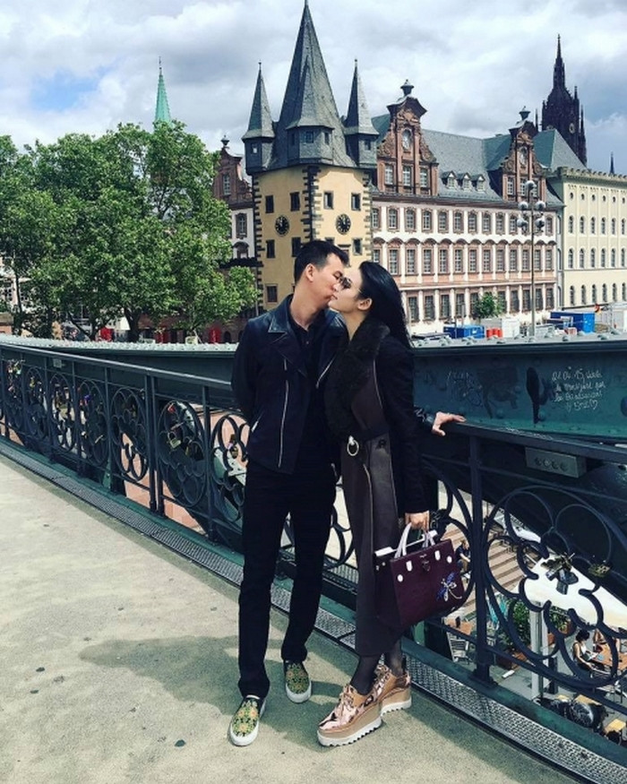 Đây không phải là lần đầu tiên Huyền Baby tiết lộ về chuyện được chồng chiều chuộng.