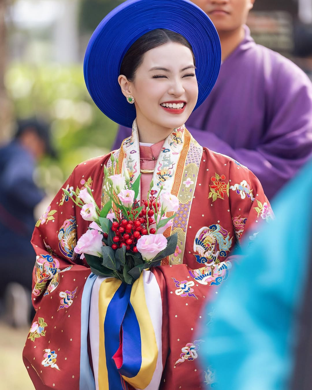 Nhiều người theo dõi vẫn ngỡ rằng Thảo Tâm sẽ tiếp tục phát triển theo con đường học tập, hay phát triển lĩnh vực MC như một cái tên khác là Khánh Vy, thế nhưng cô nàng đã bén duyên với nghiệp diễn và trở thành 1 diễn viên với nhiều vai ấn tượng.