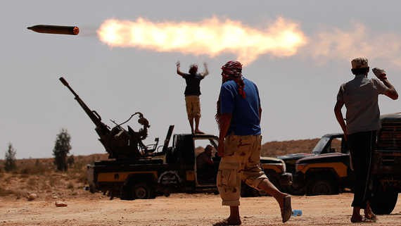 Theo ông Sahmein, đầu tiên nên nhớ rằng Faiz Saraj đã hoàn thành nhiệm vụ của mình trước những người bảo trợ từ Ankara. Thay mặt GNA, ông ta chính thức mời Thổ Nhĩ Kỳ đến Libya và hợp pháp hóa sự hiện diện của họ, cũng như mở các căn cứ quân sự thường trực.