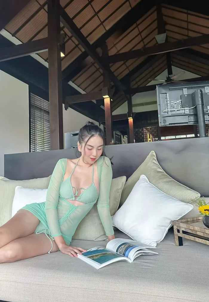 Là người lạc quan yêu đời và luôn biết chăm sóc bản thân, Mai Ngọc sắp xếp thời gian hợp lý giữa công việc và gia đình để nghỉ ngơi, tái tạo nguồn năng lượng mới sau những ngày bận rộn.